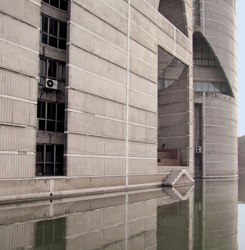 Restoration work completes on Louis Kahn's Salk Institute in California